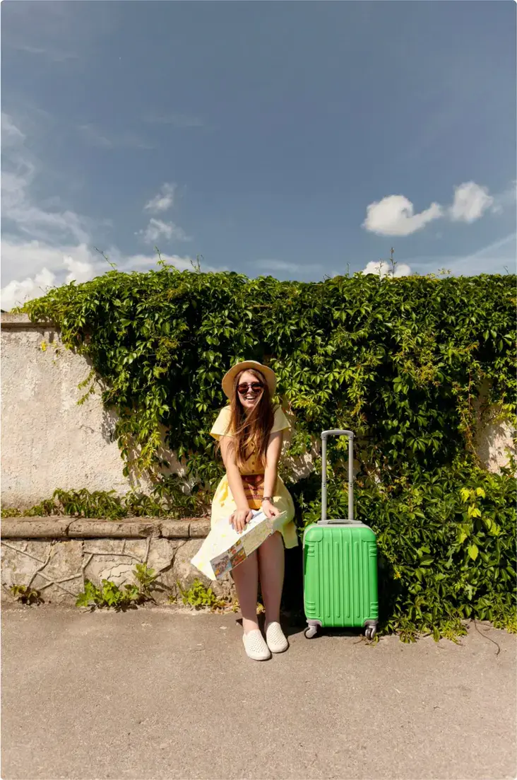 Lisa Danielle - Travel Blogger